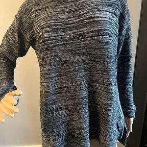 Ellen Tracy Marbled Tunic Sweater with High Low Hem. Size L